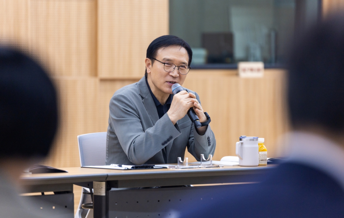 임태희 경기도교육감 29일 직속기관장 협의회에서 경기미래교육 발전을 위해 발언하고 있다./사진제공=도교육청