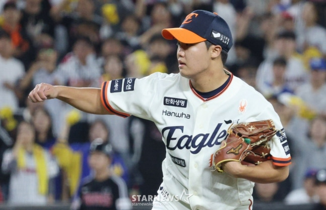 2025 신한 SOL Bank KBO리그 한화 이글스 대 LG 트윈스 경기가 29일 대전한화생명 볼파크에서 열렸다. 한화 선발 정우주가 역투하고 있다. /사진=김진경 대기자