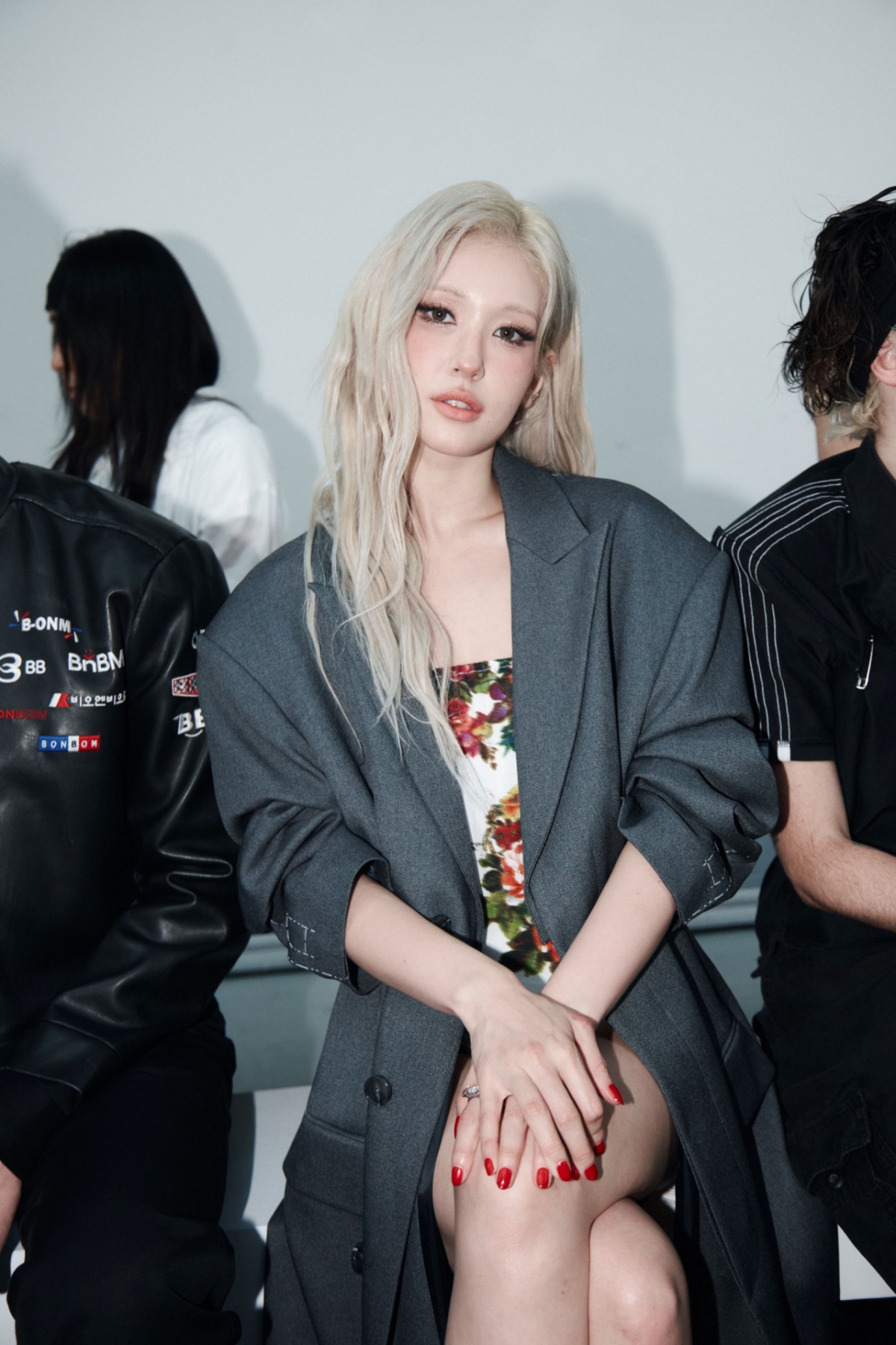 지난달 29일과 30일 프랑스 파리 팔레 드 도쿄에서 열린 '컨셉코리아 2026 S/S' 현장을 찾은 전소미. / 사진 = 한국콘텐츠진흥원 제공