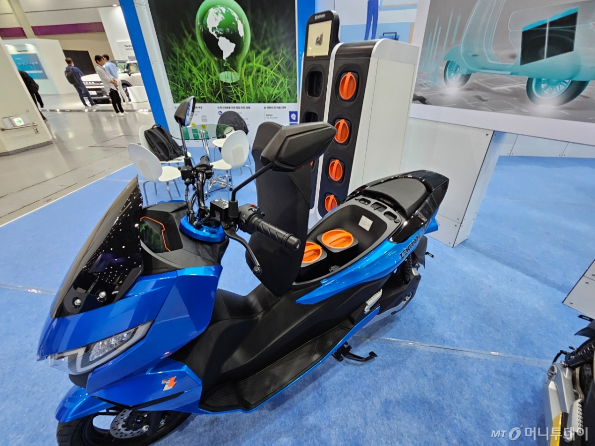 16일 서울 코엑스 SEP 2025 서울시 부스에 전시된 전기 이륜차 '젠트로피 제트'./사진=정세진 기자 