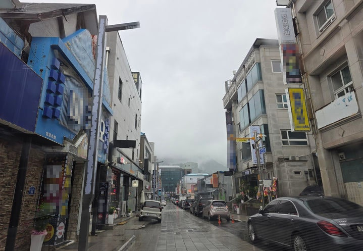 단란주점과 다방, 룸싸롱 등 유흥업소가 비교적 많이 밀집한 태백시 중심지역 모습. /사진=뉴시스