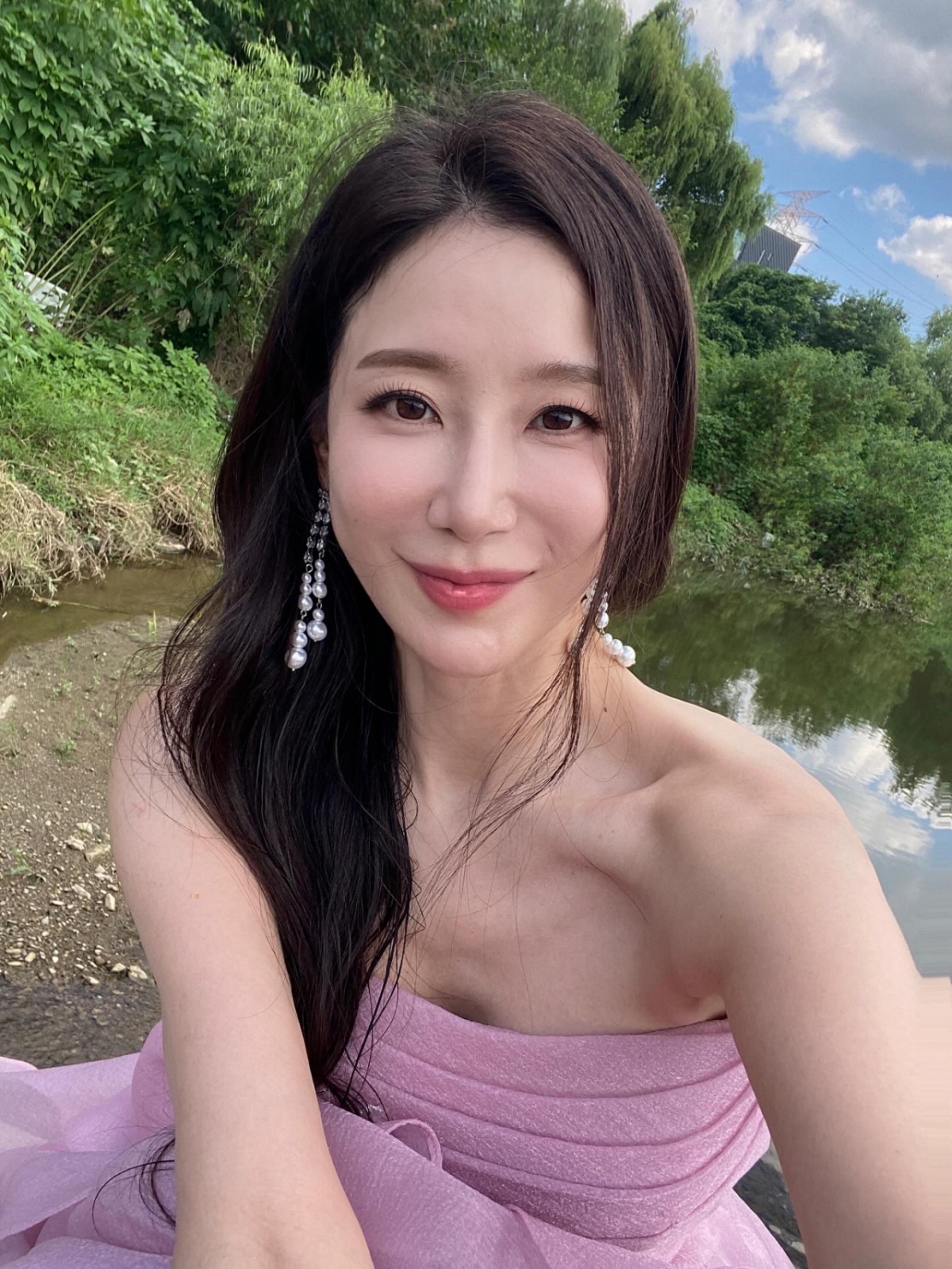 김하영이 신혼여행 중 접한 '서프라이즈' 재정비 소식에 속상한 마음을 전했다. /사진=인스타그램 갈무리