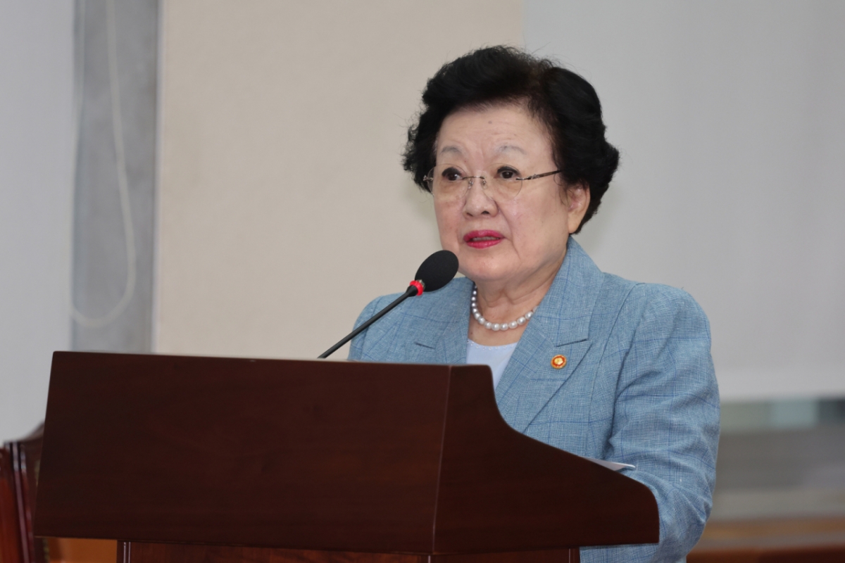 이배용 국가교육위원장이 지난 8월25일 서울 여의도 국회 교육위원회 전체회의에서 발언하고 있다. /사진=뉴시스.