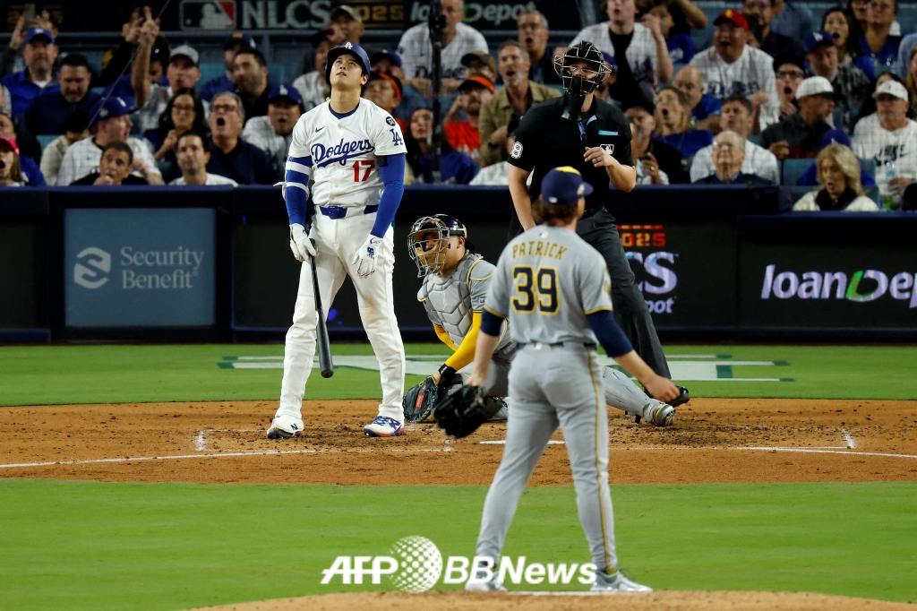 LA 다저스 오타니 쇼헤이(왼쪽). /AFPBBNews=뉴스1