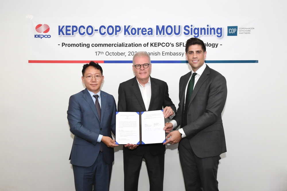 한국전력이 글로벌 해상풍력 기업 COP와 SFL 기술 사업화 업무협약을 체결했다./사진제공=한국전력