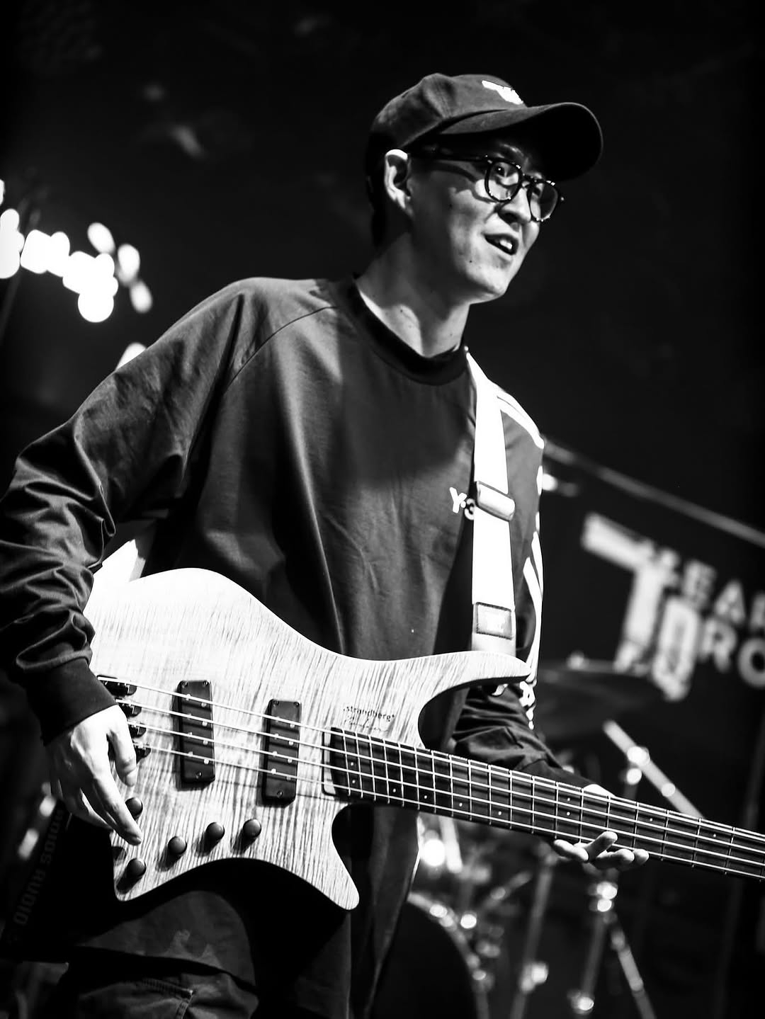 밴드 티어드랍(TearDrop) 베이시스트 김상영이 세상을 떠났다. 향년 42세./사진=티어드랍 공식 인스타그램