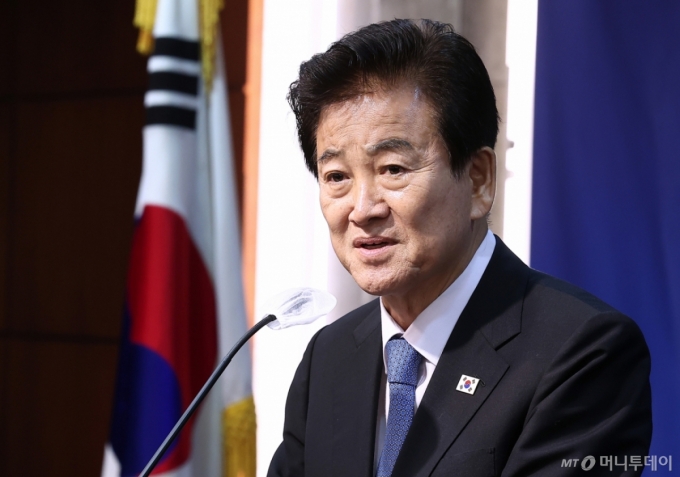 정동영 통일부 장관이 지난 9월24일 서울 중구 코리아나 호텔에서 열린  '북한의 2국가론과 남북기본협정 추진 방향' 세미나에서 환영사를 하고 있다. / 사진=뉴스1