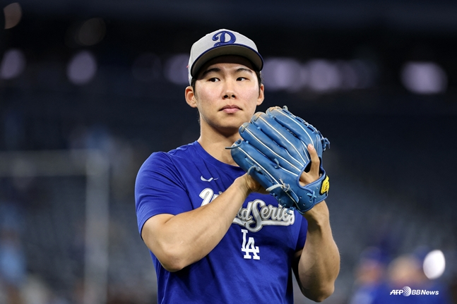 월드시리즈 7차전을 앞두고 훈련을 하고 있는 김혜성. /AFPBBNews=뉴스1
