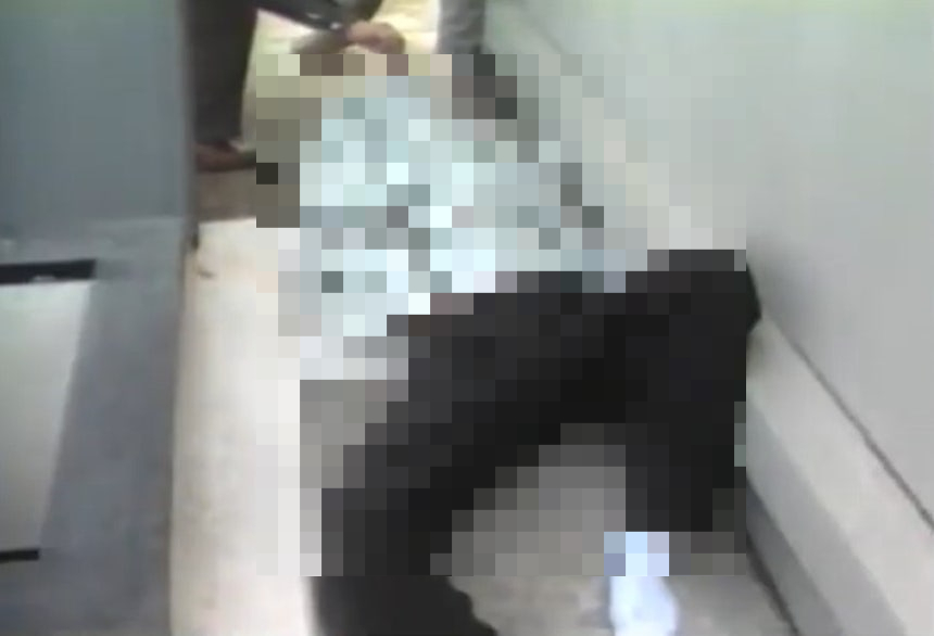 1990년 양평 일가족 생매장 사건의 주범 이모씨가 가슴에 총상을 입고 대전의 한 아파트 옥상에서 과다출혈로 숨진 채 발견됐다./사진=KBS뉴스 화면캡처.