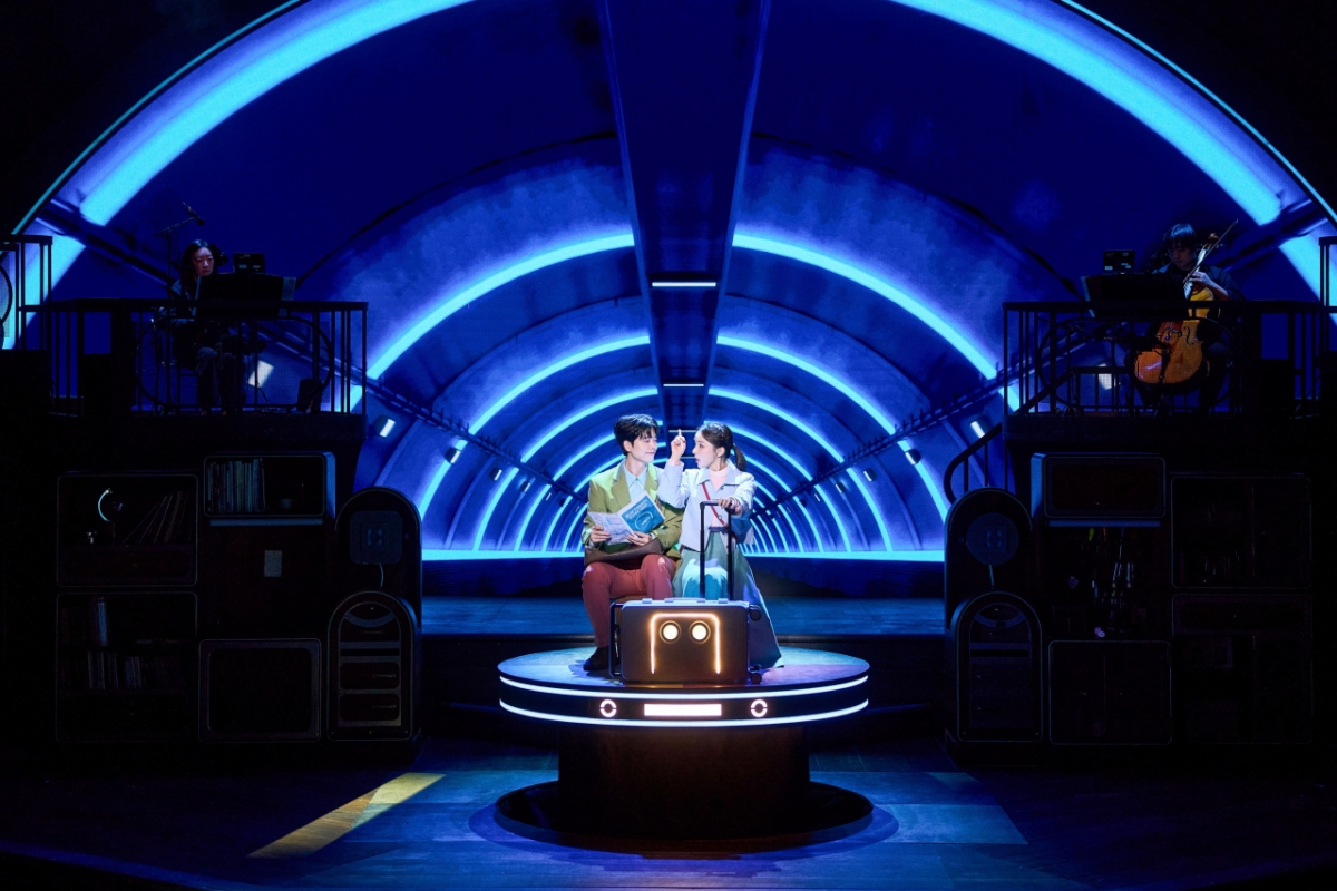 '어쩌면 해피엔딩' 공연 모습. / 사진 = NHN링크 제공