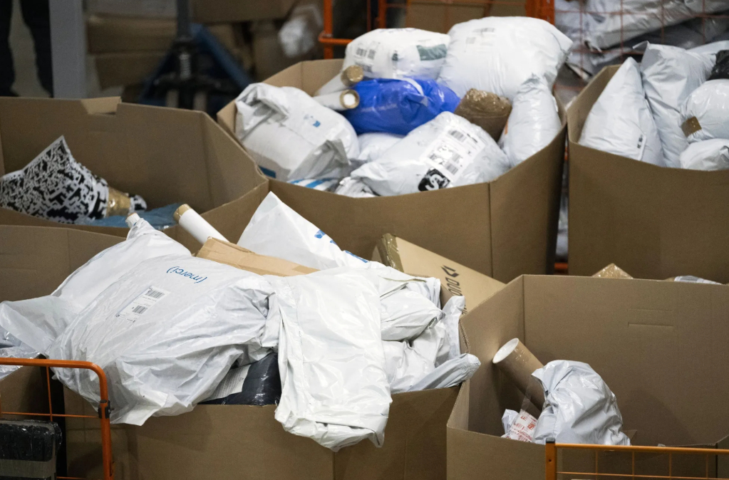 프랑스 파리에서 배송 대기 중인 소포들 /AFPBBNews=뉴스1