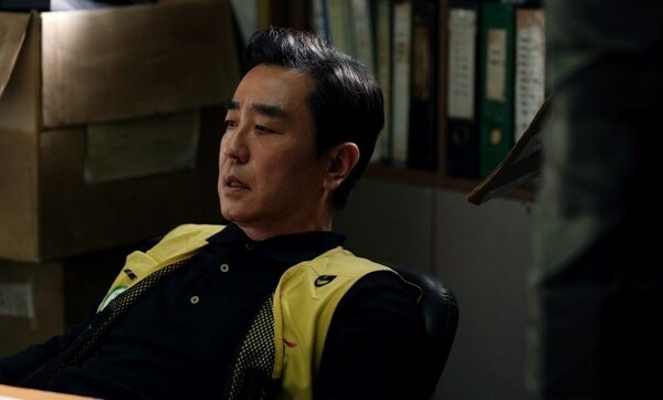 '서울 자가에 대기업 다니는 김부장 이야기' 류승룡 / 사진= SLL, 드라마하우스, 바로엔터테인먼트