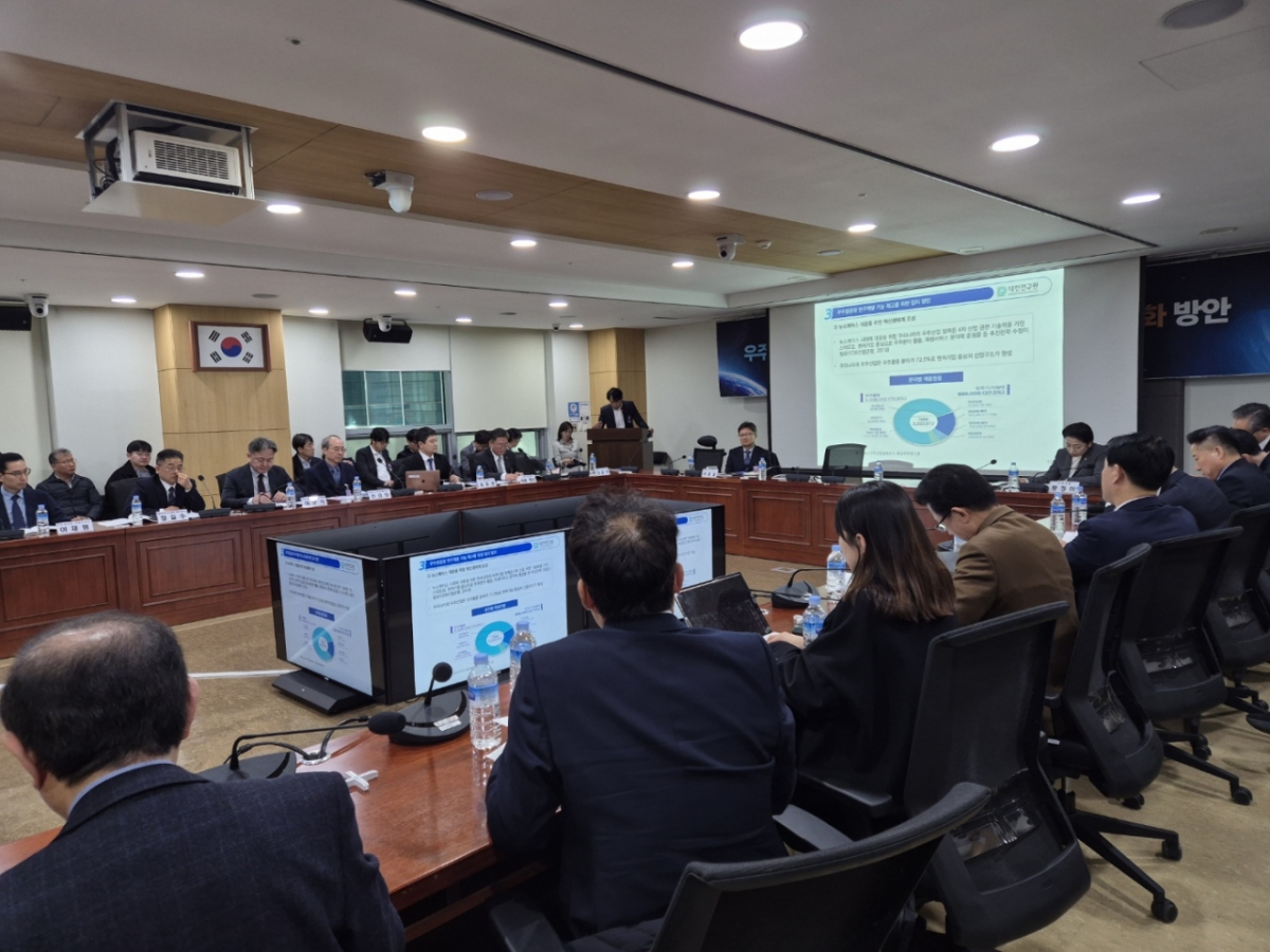 14일 국회에서 열린 '우주청 연구개발본부 설치와 우주 연구개발 활성화 방안' 정책토론회 현장/사진=박건희 기자