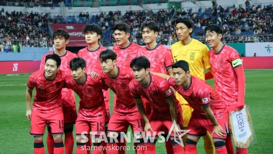 14일 오후 8시 대전월드컵경기장에서 열린 볼리비아전에 나선 베스트 11. 오른쪽 윗줄에 주장 손흥민(로스앤젤레스FC). /사진=강영조 선임기자