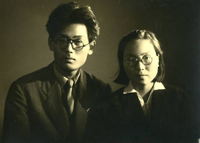 김환기와 아내 김향안(변동림). / 사진 = (재)환기재단·환기미술관 제공