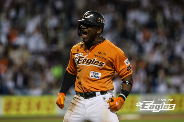 2024시즌 한화에서 활약했던 페라자의 모습. /사진=한화 이글스