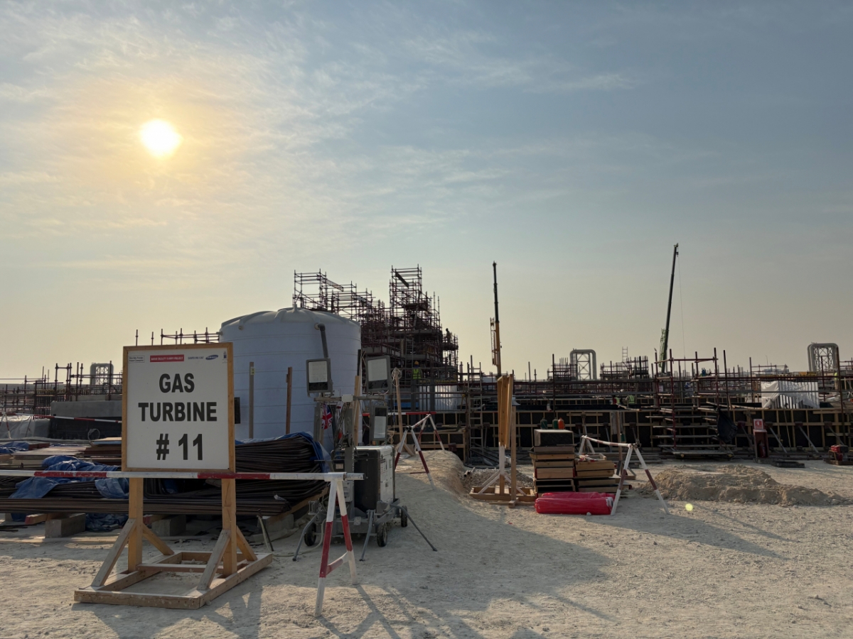 삼성물산이 시공 중인 카타르 Facility E 담수복합발전 프로젝트 현장. 가스터빈 구조물이 올라가고 있다. /사진=김효정 기자