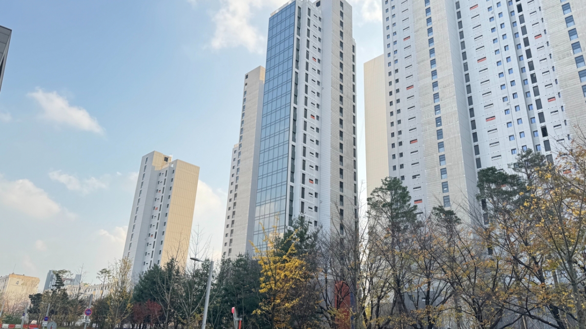  내년 6월 준공예정인 1026세대 e편한세상 시흥 더블스퀘어 모습./사진=권현수기자