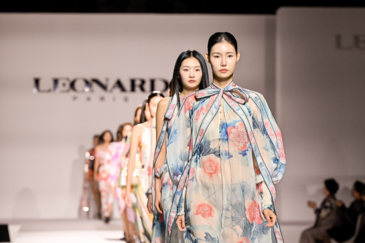 레오나드 26SS 런웨이 사진/사진=LF