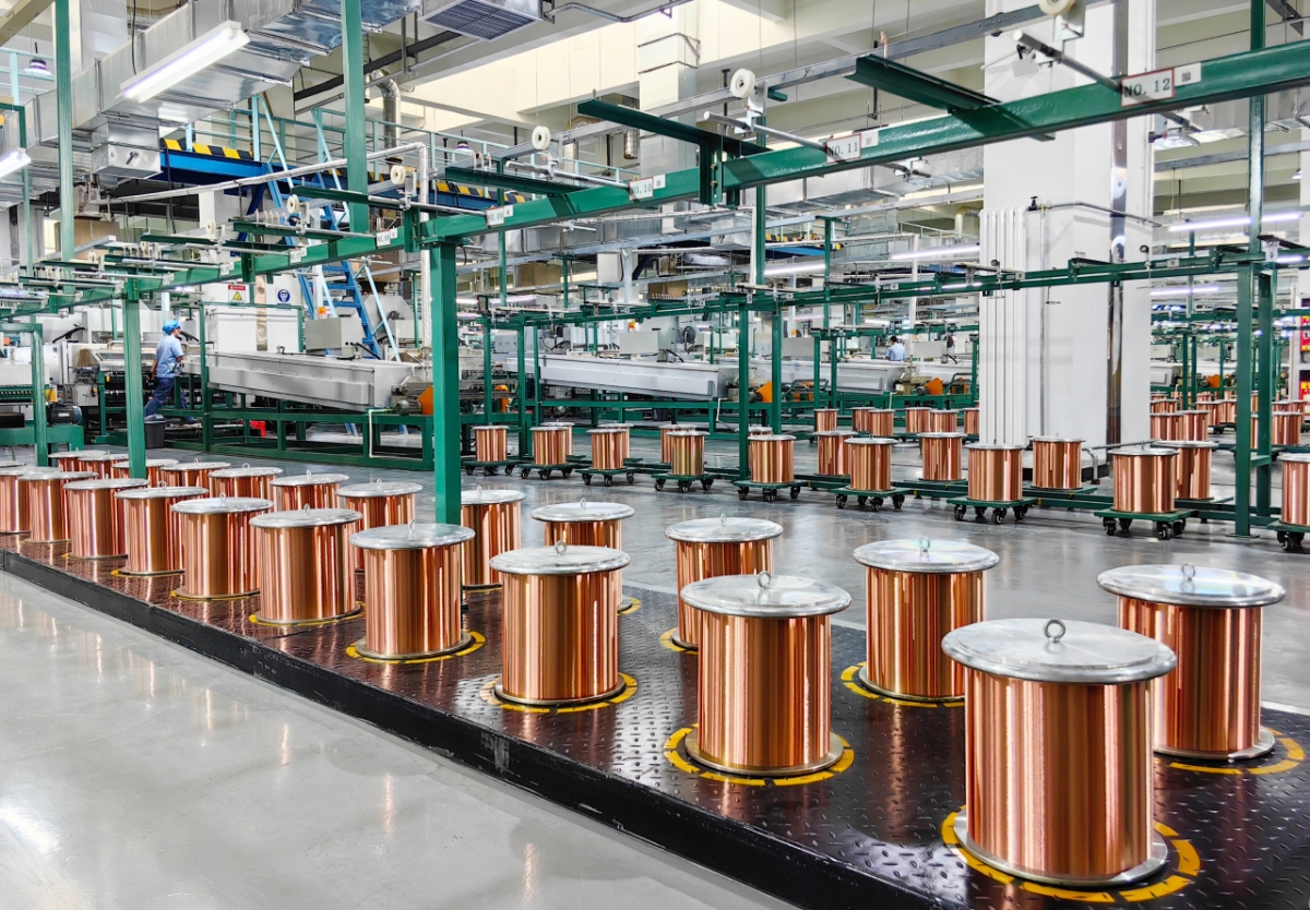 바이인시 광산에서 채굴된 구리로 제조된 구리소재 제품/사진제공=신화사