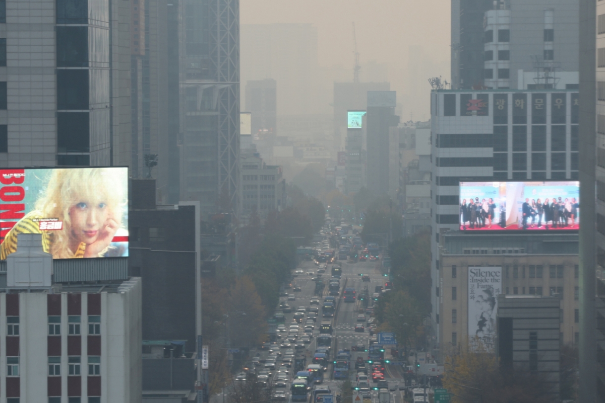 화요일인 내일(25일) 전국이 대체로 흐린 가운데 곳곳에서 비나 눈이 내리겠다./사진=뉴스1