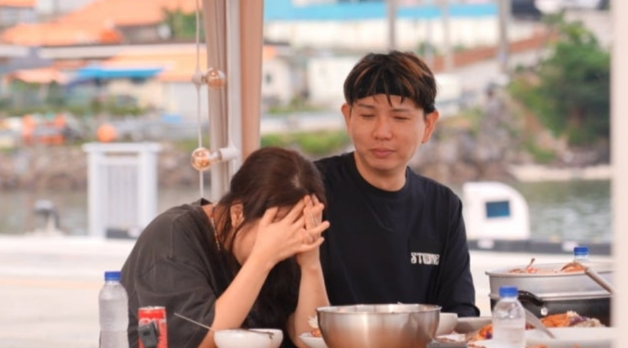 개그우먼 홍현희가 신혼집 집값 폭등에 절규한다. /사진= JTBC 예능프로그램 '대놓고 두 집 살림'