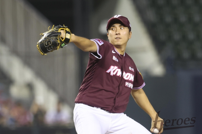 윤석원의 투구 모습. /사진=키움 히어로즈 제공