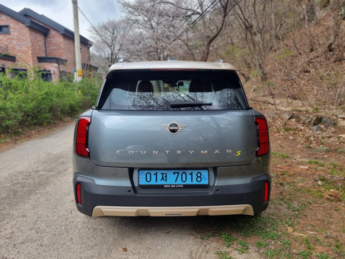 더 뉴 올-일렉트릭 미니(MINI) 컨트리맨. /사진=강주헌 기자