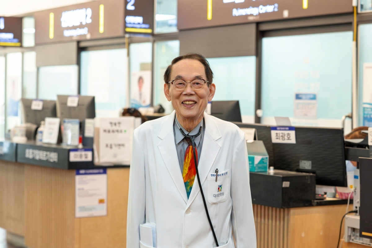 장수군보건의료원 원장을 지낸 위상양 내과 전문의./사진=대우재단