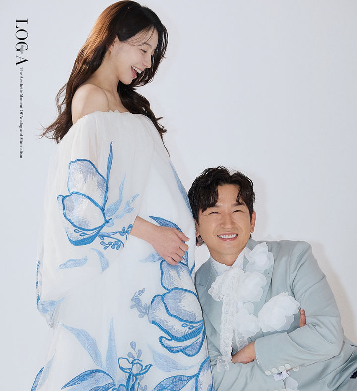 그룹 신화 멤버 이민우가 만삭인 예비신부와 함께 찍은 사진을 공개했다./사진=이민우 SNS