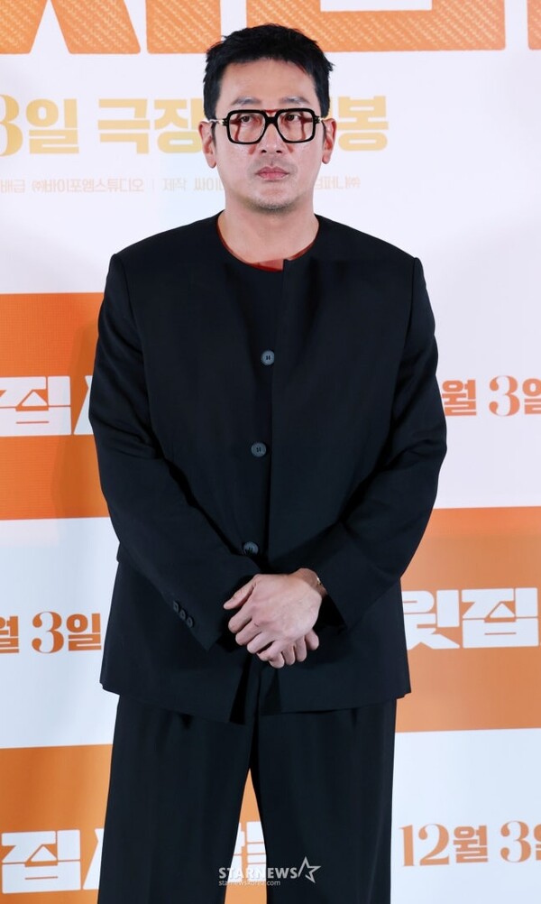 '윗집사람들' 개봉을 앞둔 '4천만 배우' 하정우, 사진=스타뉴스DB