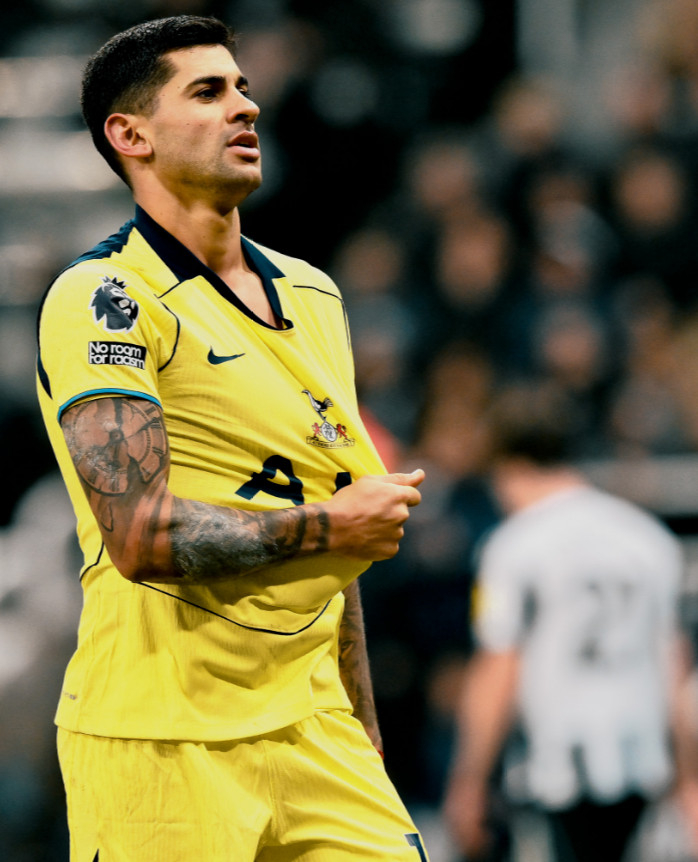 골 세리머니하는 크리스티안 로메로. /사진=토트넘 공식 SNS 갈무리