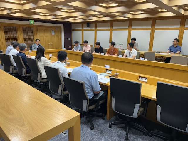 한국농어촌공사 규제개혁 과제 정비 회의./사진제공=농어촌공사