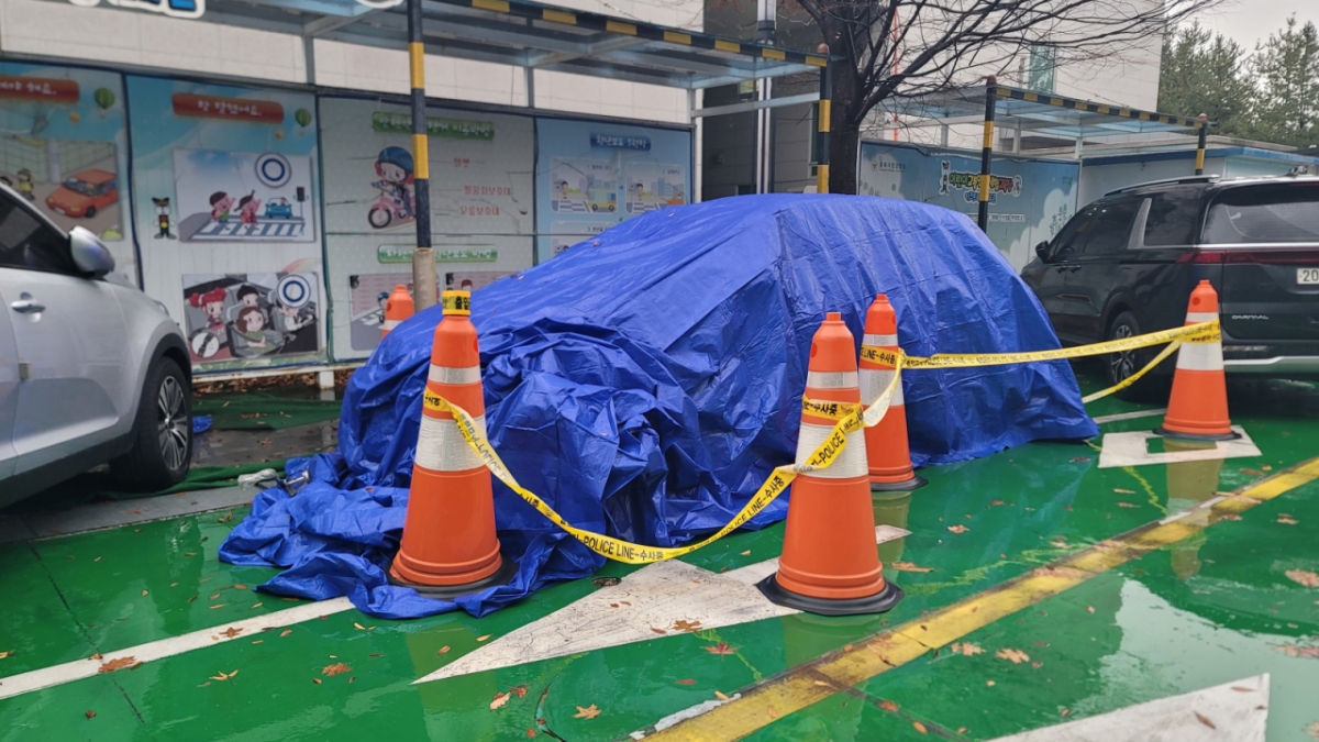 충주호에서 인양된 A씨 차량/사진=뉴스1