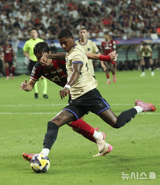 마커스 래시포드가 슛을 시도하고 있다. /사진=뉴시스