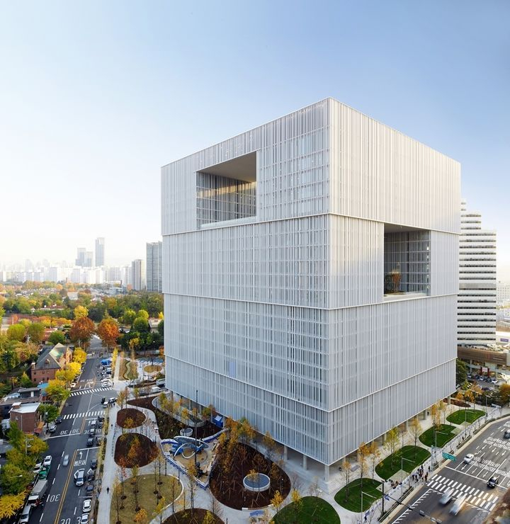 5년만에 희망퇴직 아모레퍼시픽..