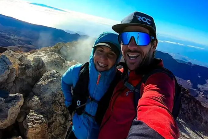 커스틴 거트너와 토마스 플럼버거의 모습. /사진=케