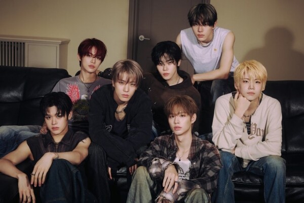 클로즈 유어 아이즈, 사진제공=언코어