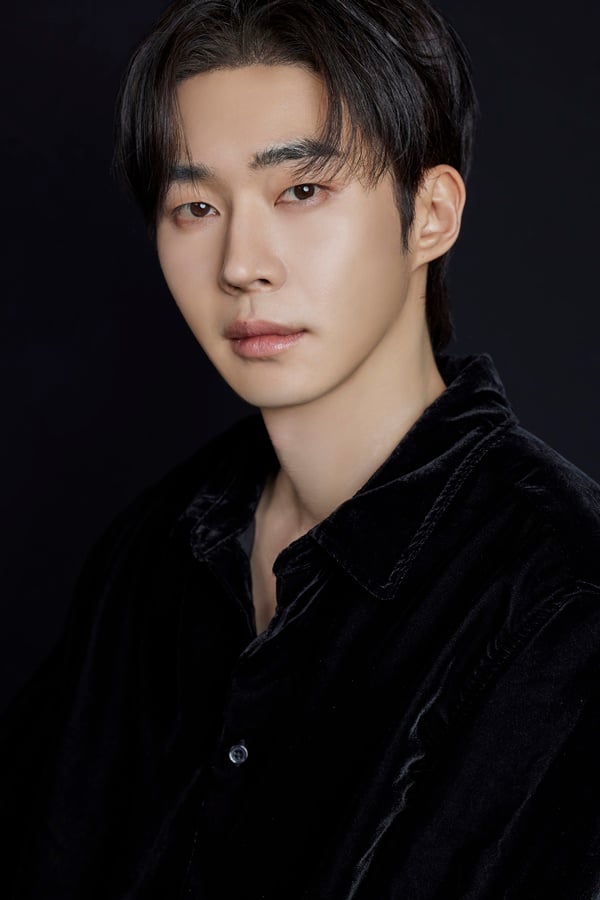 배우 무진성./사진제공=에일리언컴퍼니