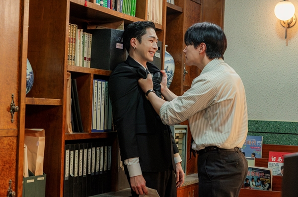 tvN 토일드라마 '태풍상사'의 무진성, 이준호./사진=tvN