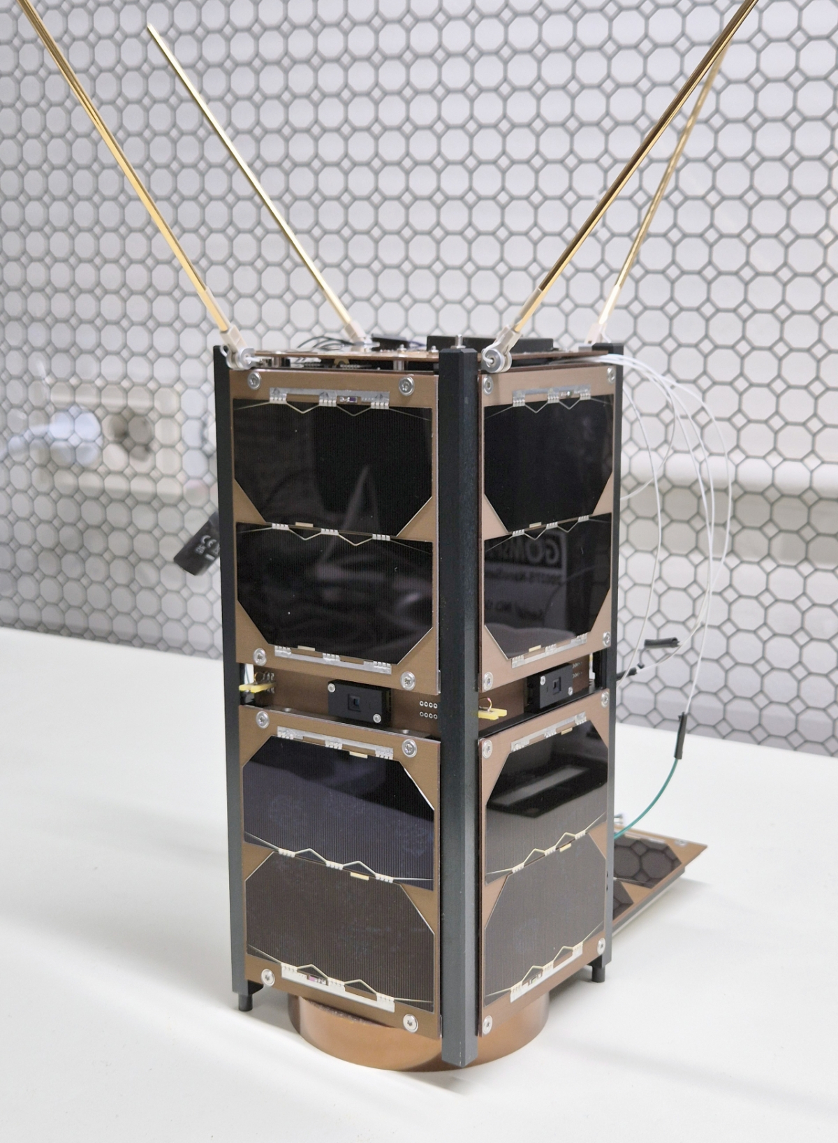 김오종 세종대 교수팀이 개발한 2U급 큐브위성 '스파이론'./사진제공=세종대