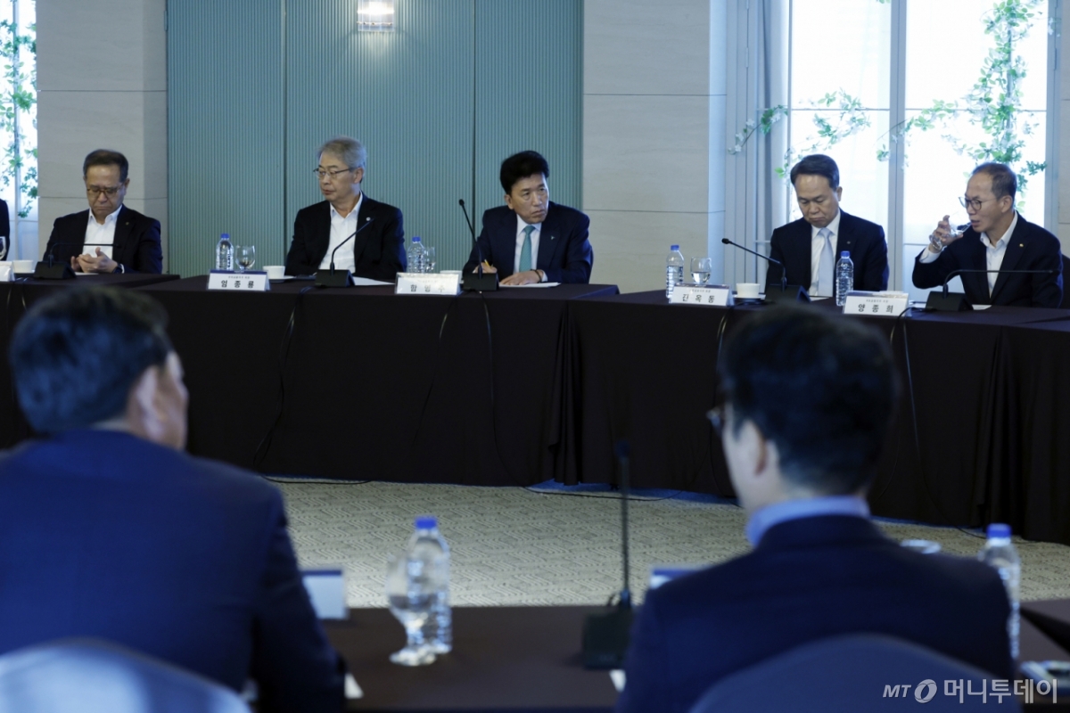 전문 심사역 채용 쉽지 않은 은행권…