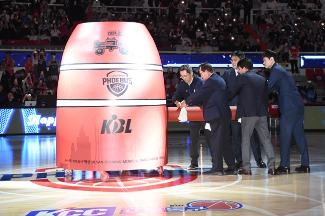 KBL, 12월 31일 열리는 'KCC-DB' 2025 농구영신 경기 30분 앞당긴다 