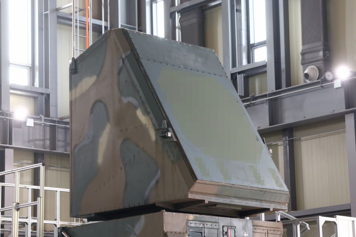 천궁-II 다기능레이다(MFR)의 안테나 /사진제공=한화시스템