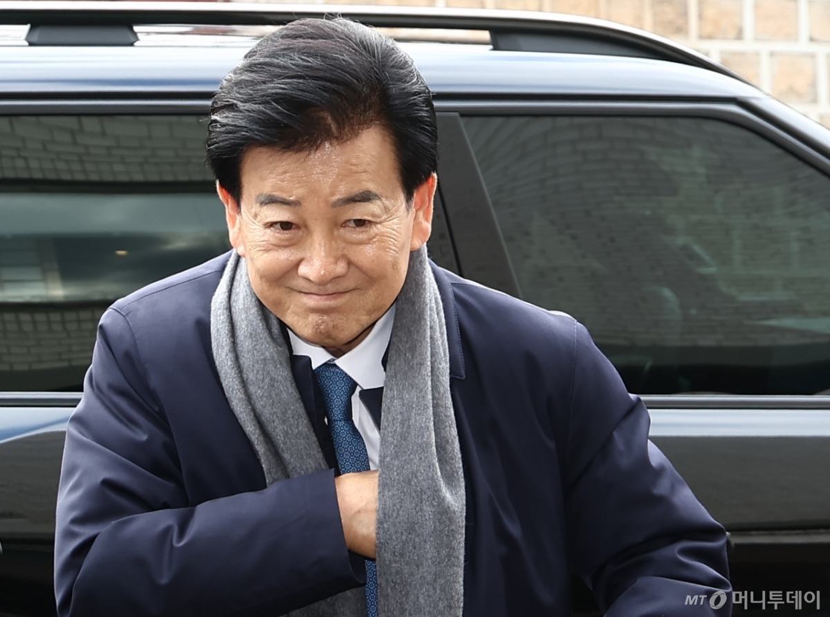 (서울=뉴스1) 김민지 기자 = 정동영 통일부 장관이 15일 오전 서울 중구 달개비에서 열린 남북관계발전위원회 민간위원 간담회에 참석하고 있다. 2025.12.15/뉴스1  Copyright © 뉴스1. All rights reserved. 무단 전재 및 재배포,  AI학습 이용 금지. /사진=(서울=뉴스1) 김민지 기자