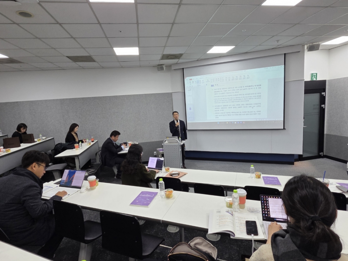 한국보건산업진흥원이 16일 오전 서울시티타워에서 외국인 환자의 신용카드 이용 데이터를 기반으로 한'2024 신용카드 데이터로 본 외국인환자 소비패턴 분석보고서' 기자간담회를 진행했다./사진=박정렬 기자