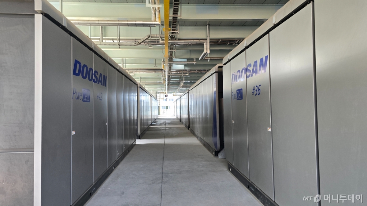 17일 오전 울산 남구 울산미포 국가산업단지. 롯데SK에너루트 수소연료전지 발전소 앞./울산=김도균 기자
