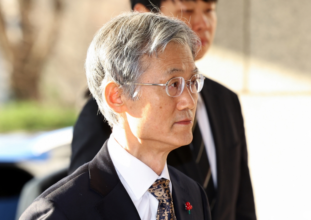 조희대 대법원장이 지난 12일 서울 서초구 대법원으로 출근하고 있다. /사진=뉴시스.