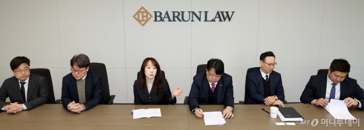 왼쪽부터 법무법인 바른 중대재해대응센터 정상태, 박성호, 김지희, 이상진, 강태훈, 박현중 변호사 /사진=김창현 기자