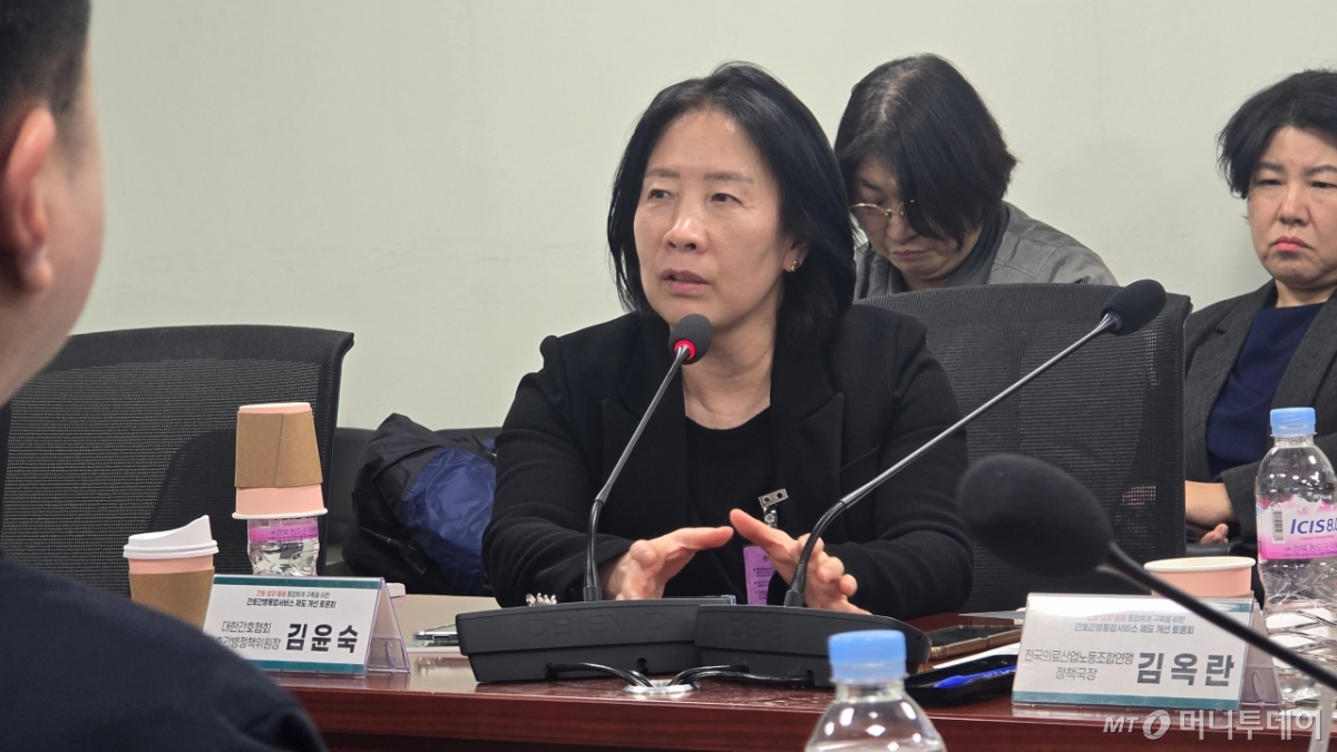 김윤숙 대한간호협회(간협) 간호간병정책위원장이 24일 서울 여의도 국회에서 열린 간호·간병통합서비스 제도 개선 토론회에서 발언하고 있다. /사진=홍효진 기자